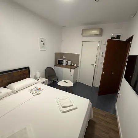Hs Guest house *