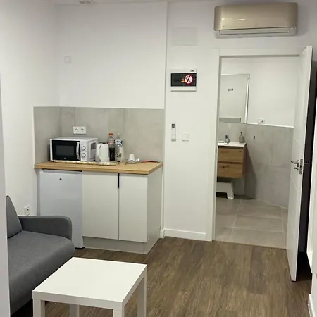 Hs Guest house *