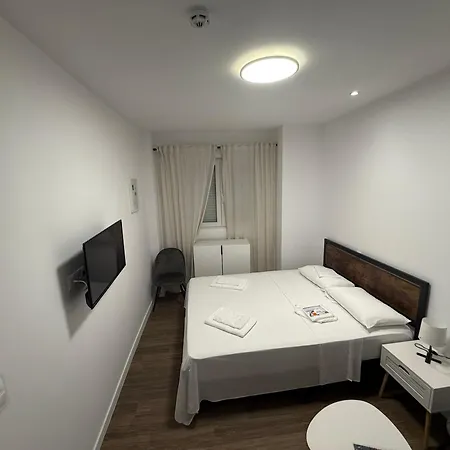 Guest house Hs *